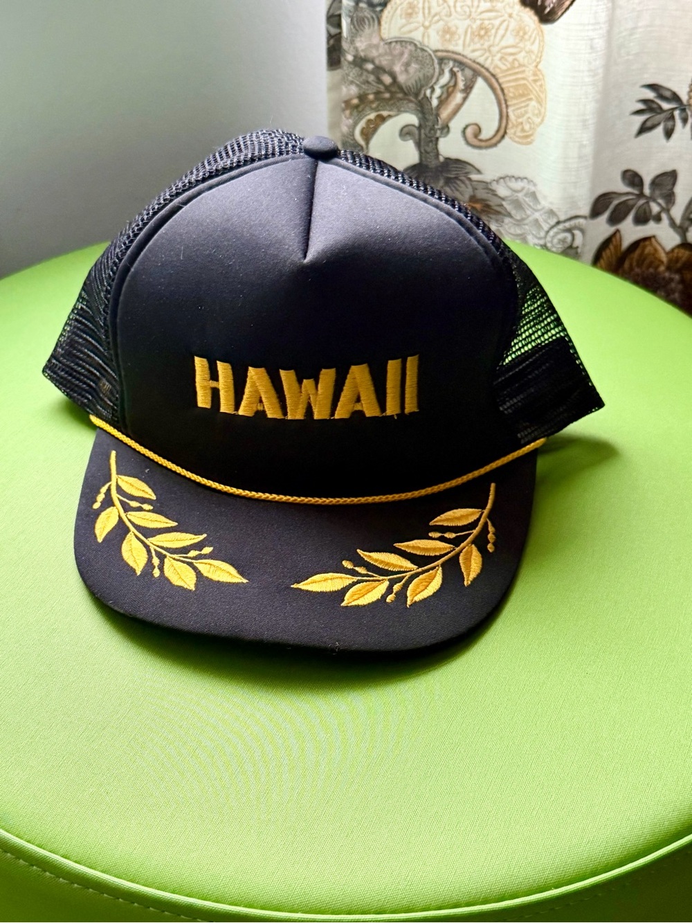 Black and Gold Hawaii  Trucker Hat